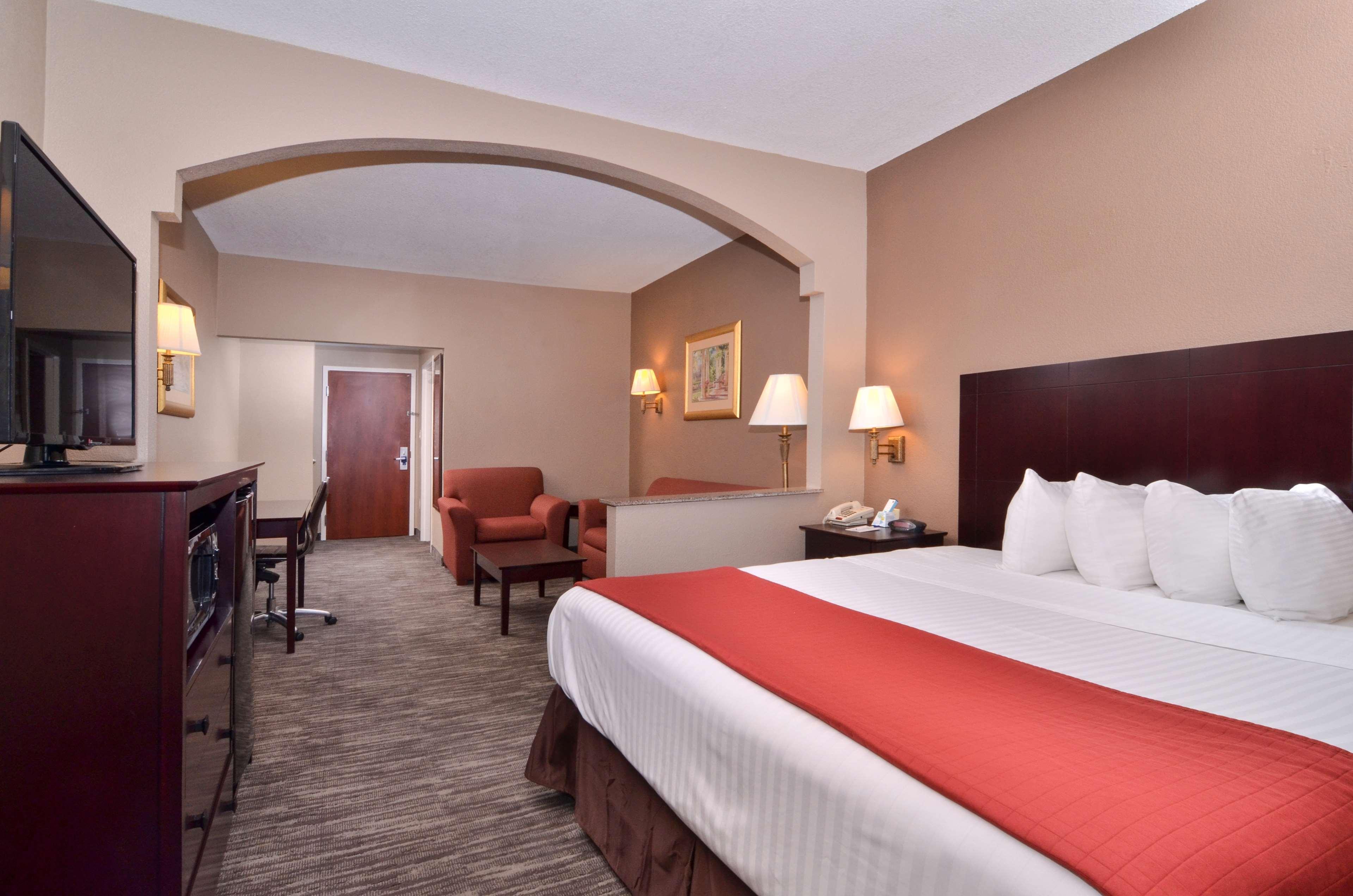 Best Western Dayton Inn & Suites Bagian luar foto