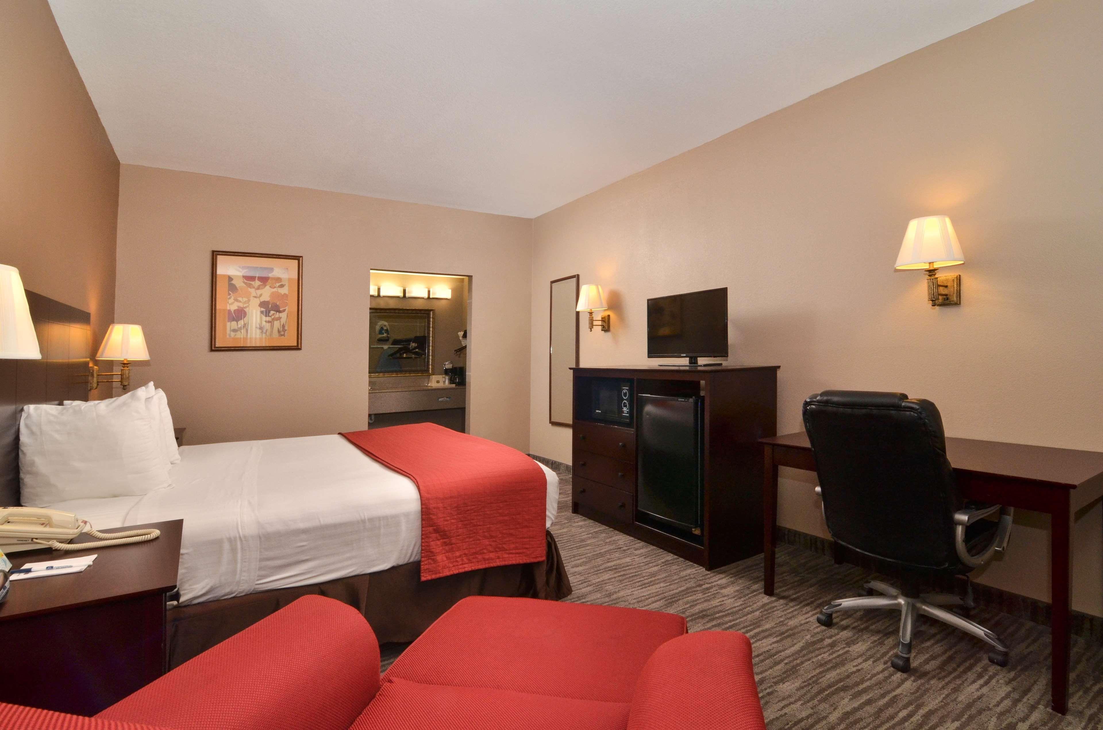 Best Western Dayton Inn & Suites Bagian luar foto