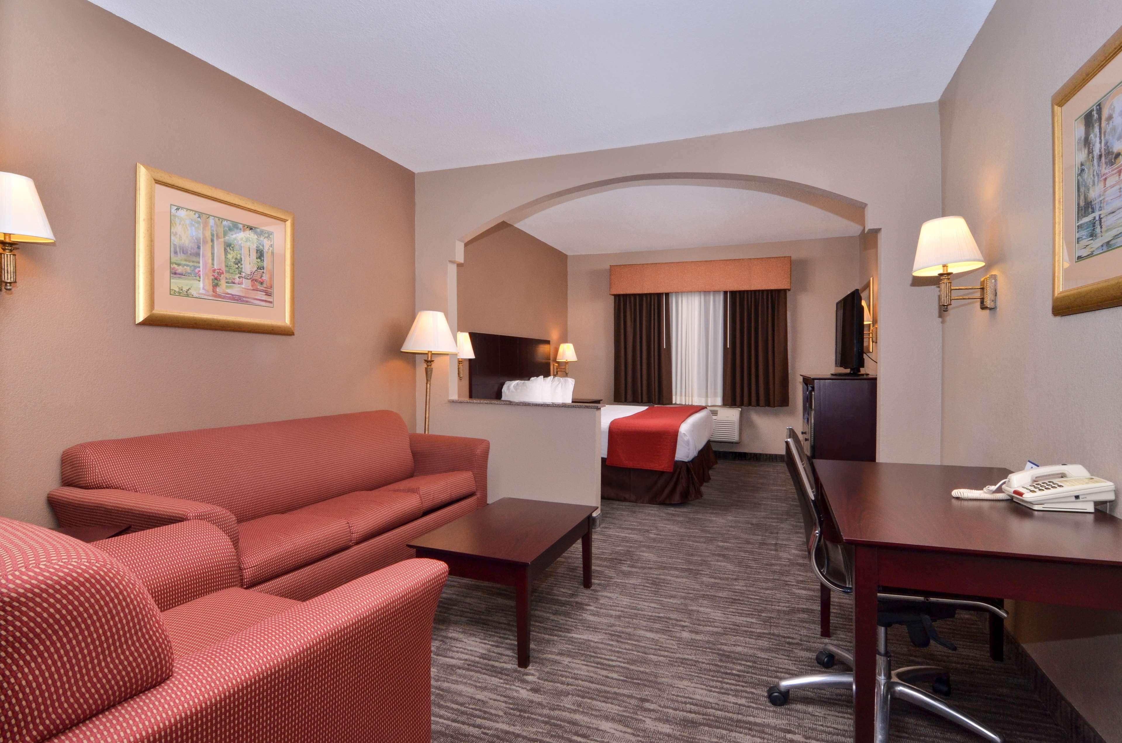 Best Western Dayton Inn & Suites Bagian luar foto