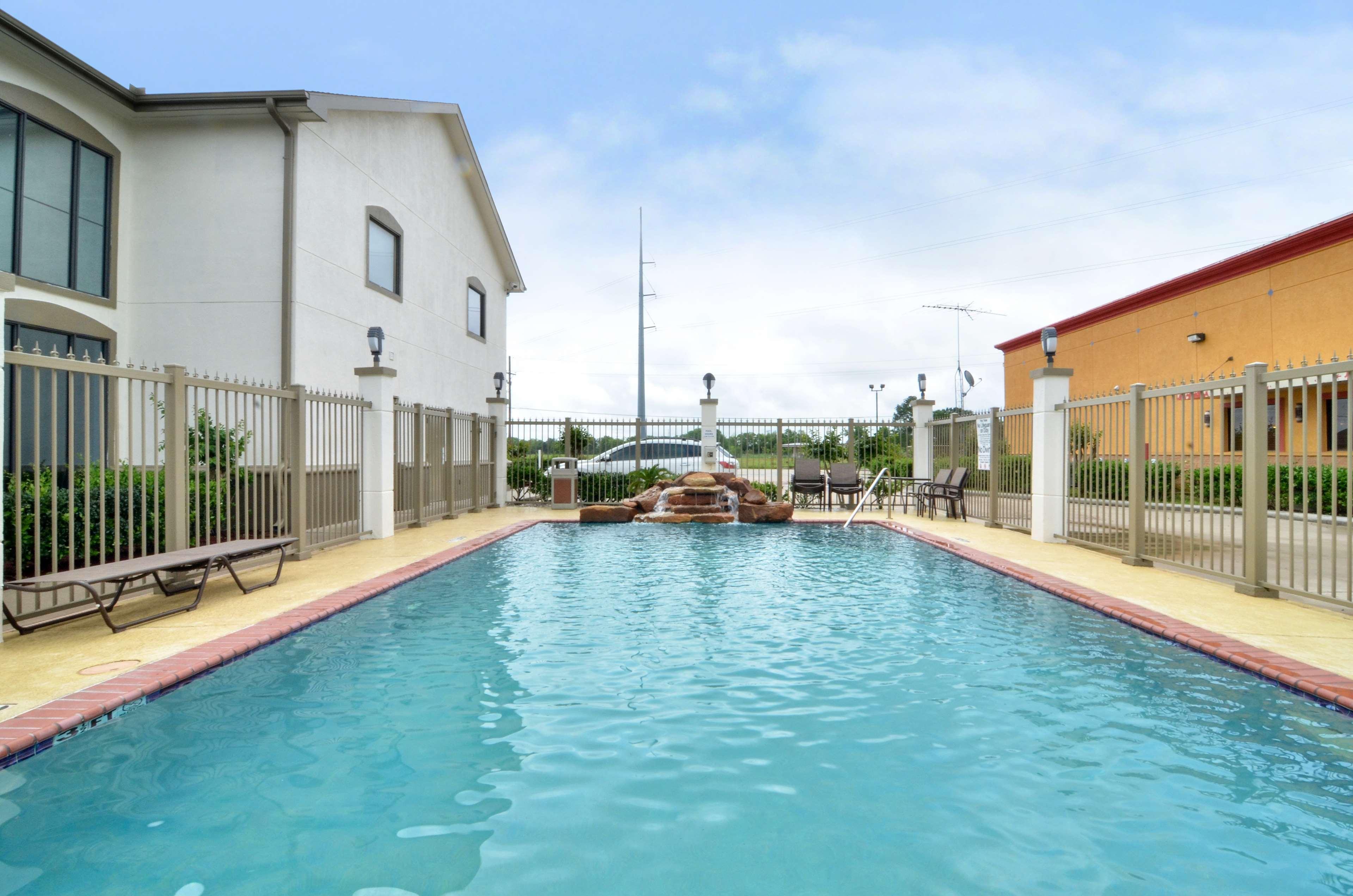 Best Western Dayton Inn & Suites Bagian luar foto