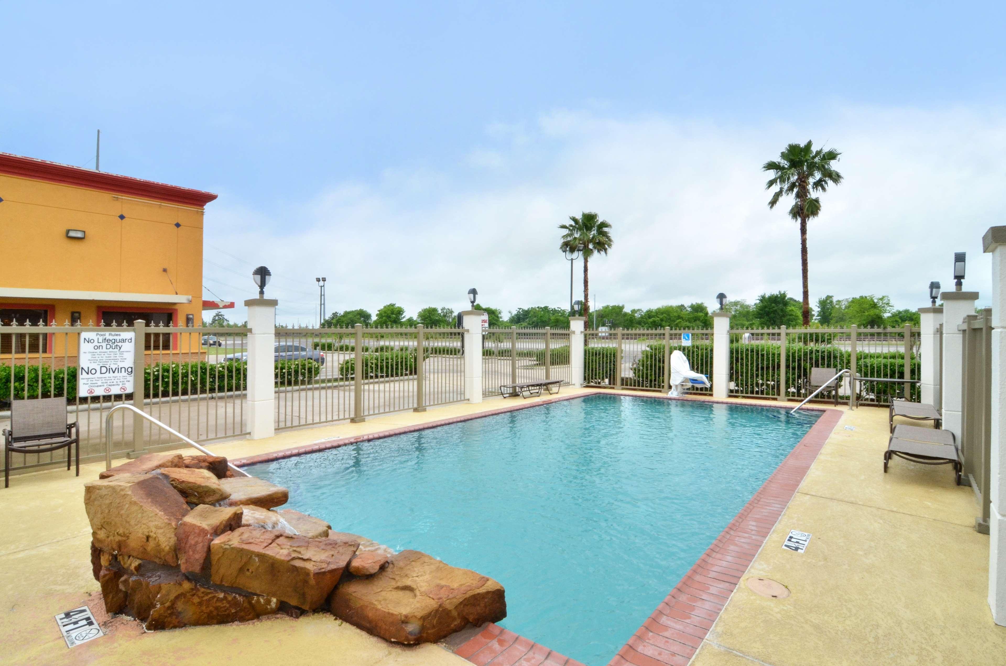 Best Western Dayton Inn & Suites Bagian luar foto