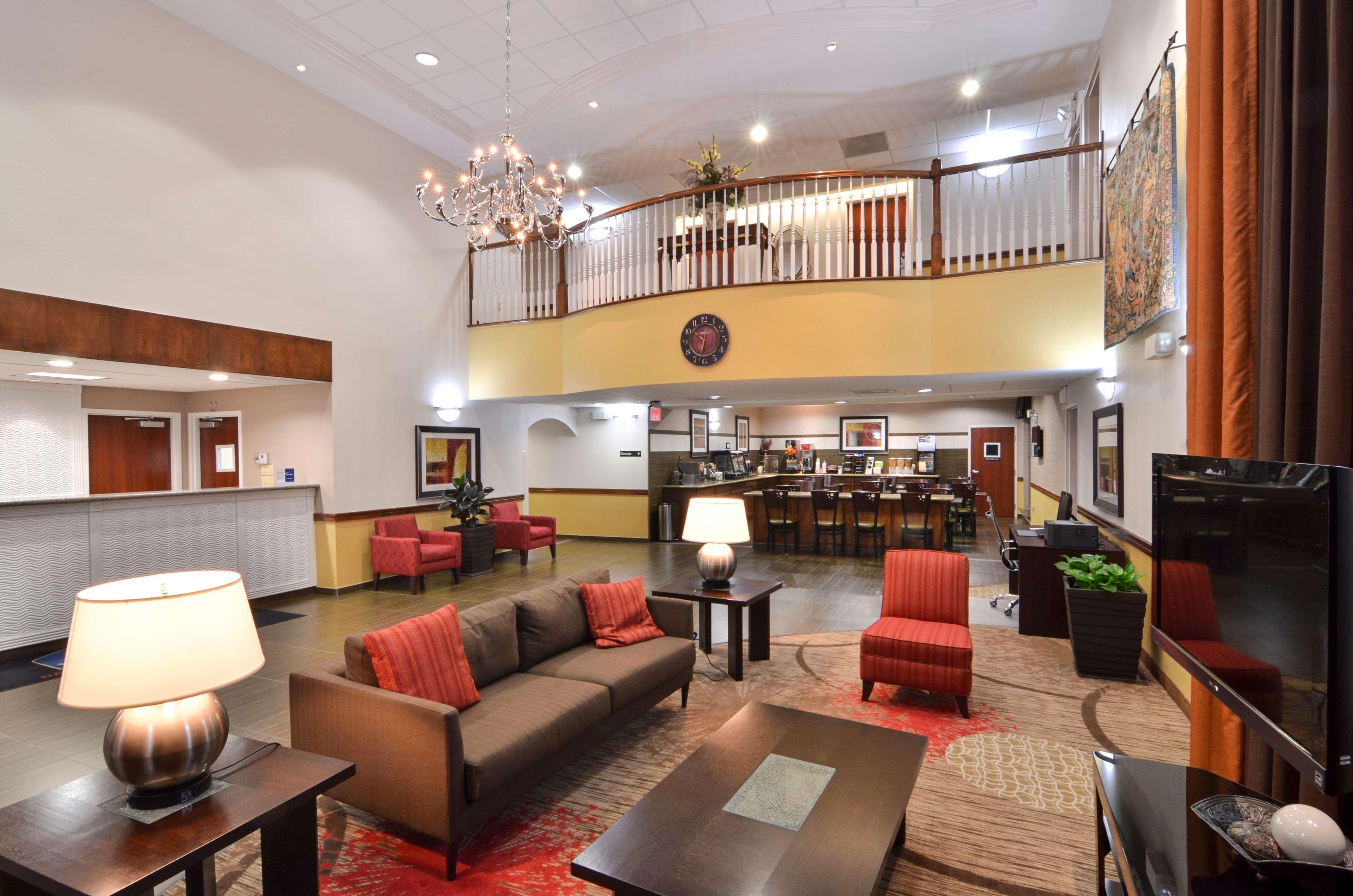 Best Western Dayton Inn & Suites Bagian luar foto