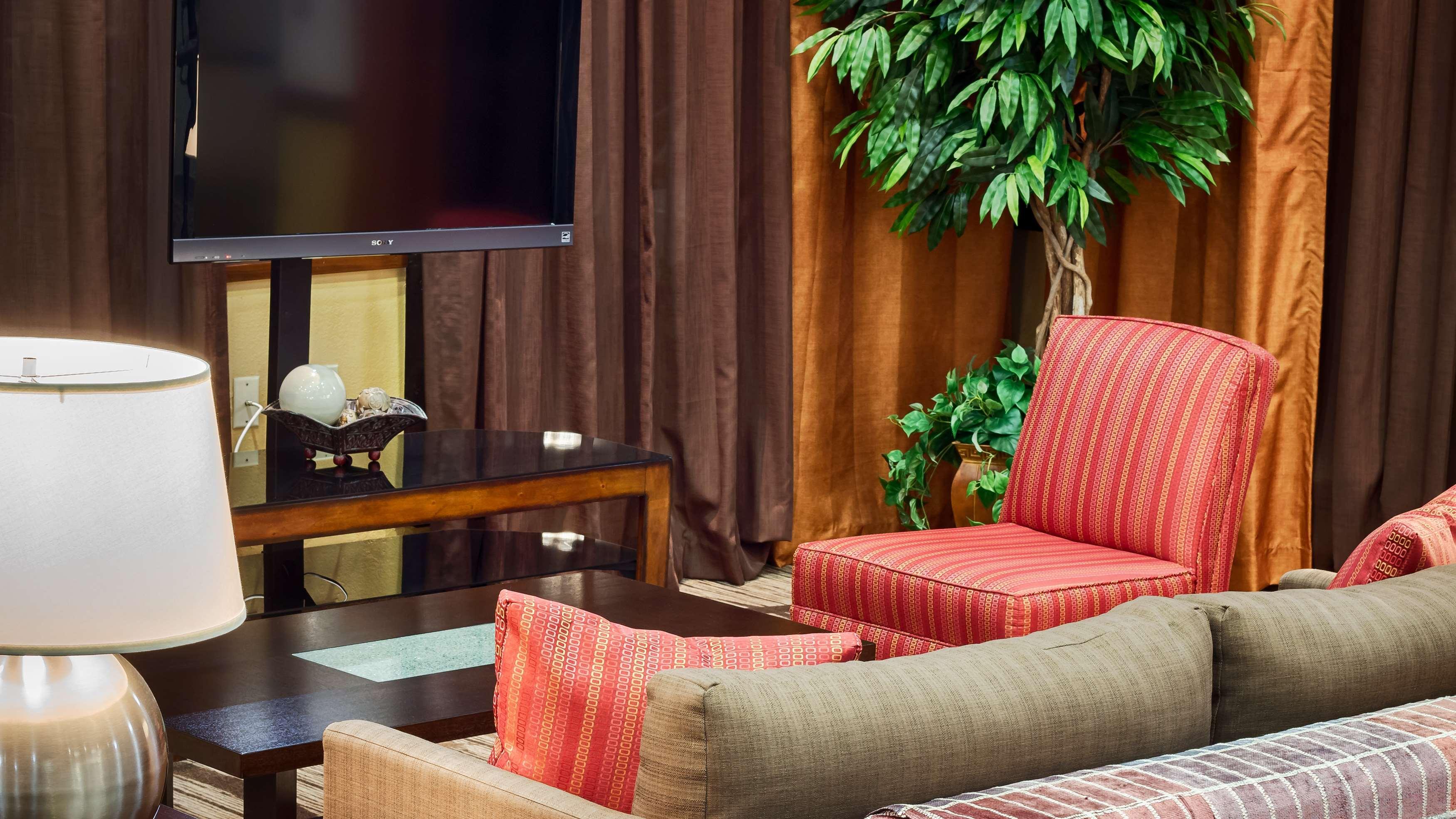Best Western Dayton Inn & Suites Bagian luar foto