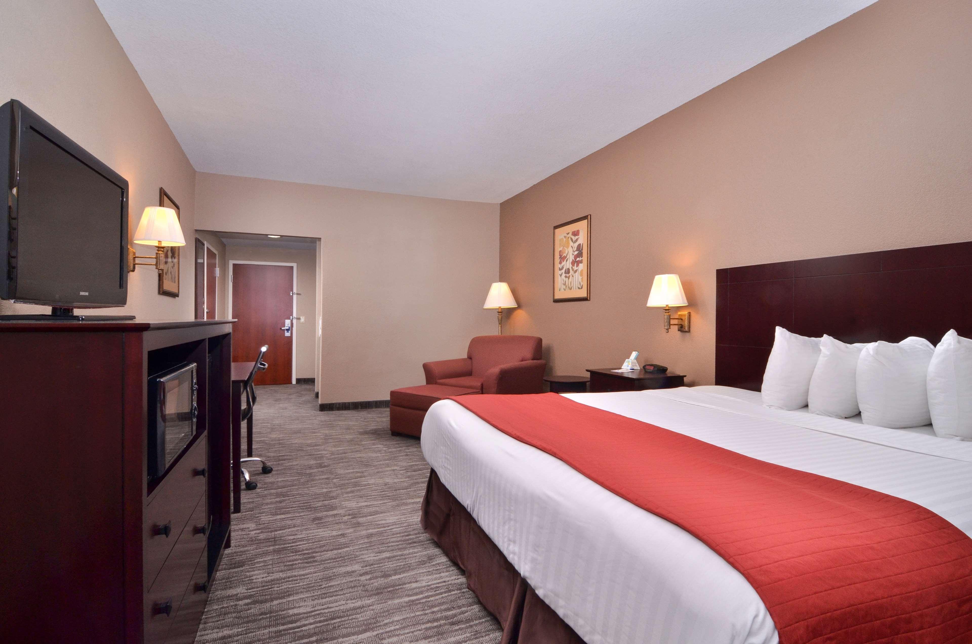 Best Western Dayton Inn & Suites Bagian luar foto