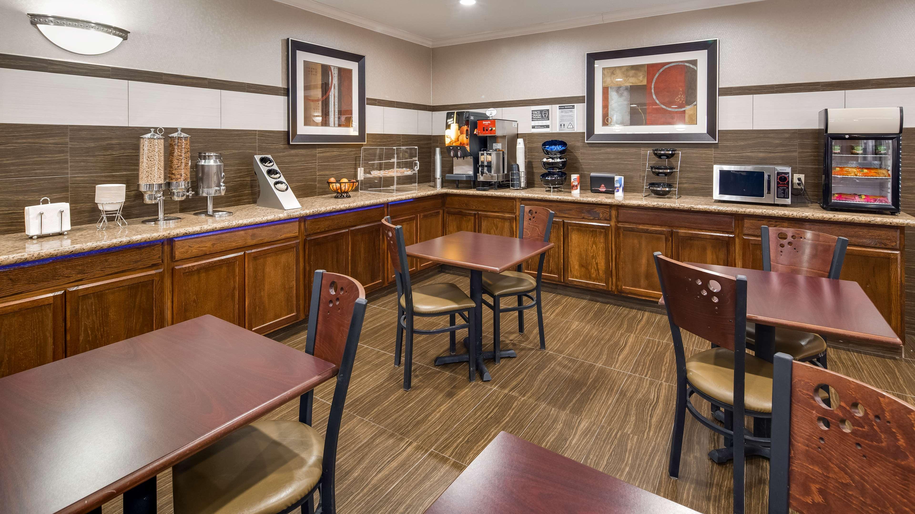 Best Western Dayton Inn & Suites Bagian luar foto