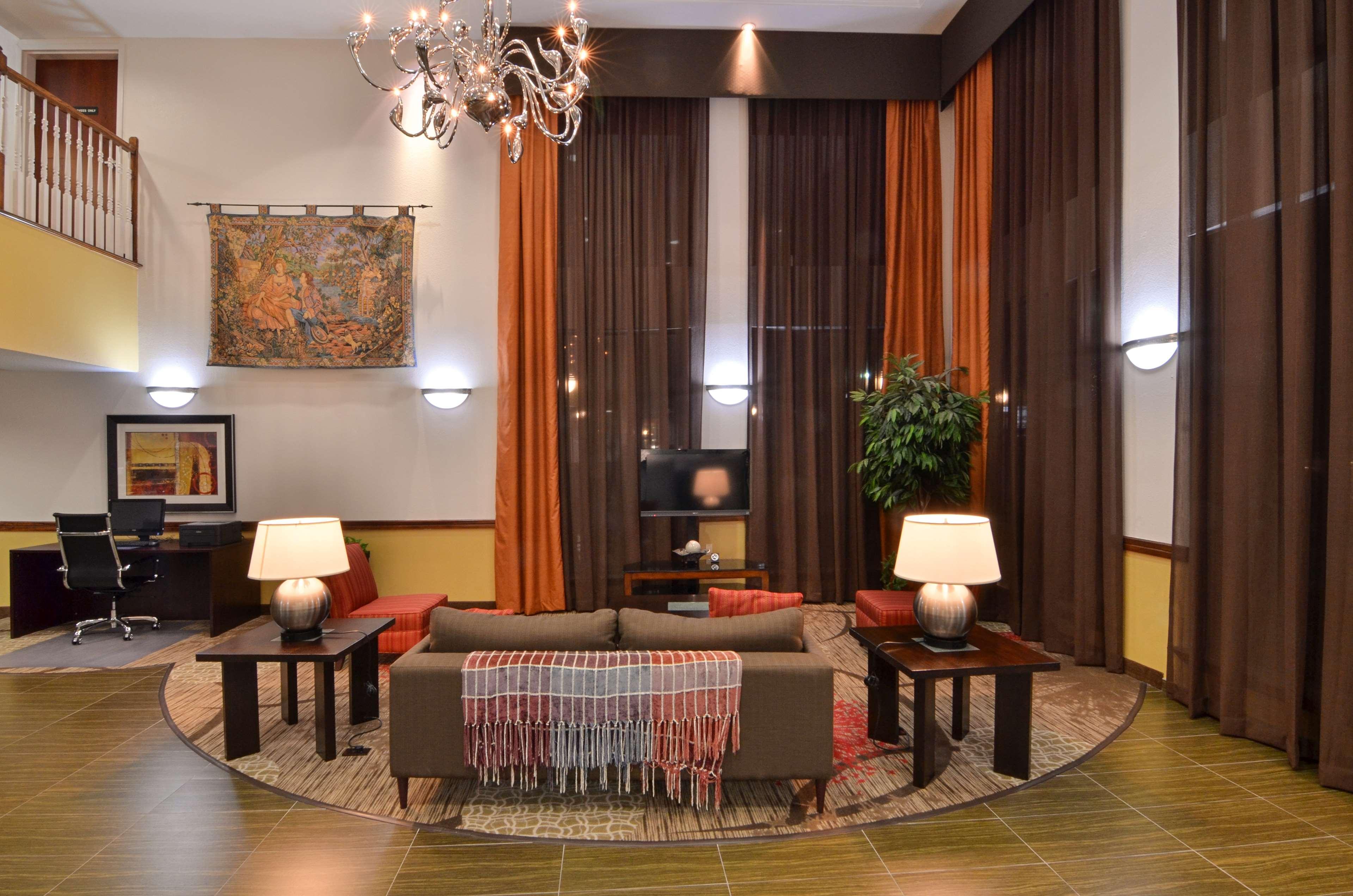Best Western Dayton Inn & Suites Bagian luar foto